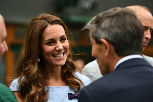 Kate Middleton è la preferita della regina? È stata la prima a infrangere il protocollo