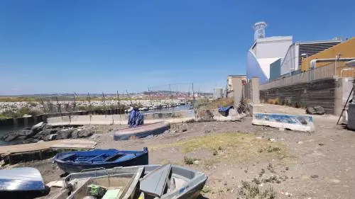 Napoli, il mare negato di San Giovanni a Teduccio