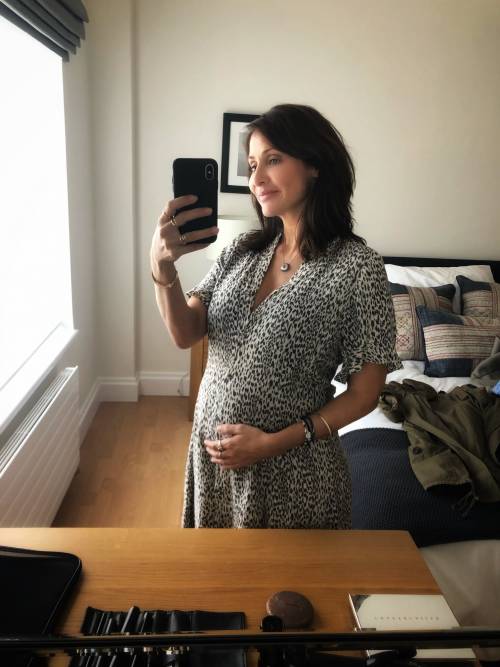 Natalie Imbruglia è incinta a 44 anni: “Grazie al mio donatore”