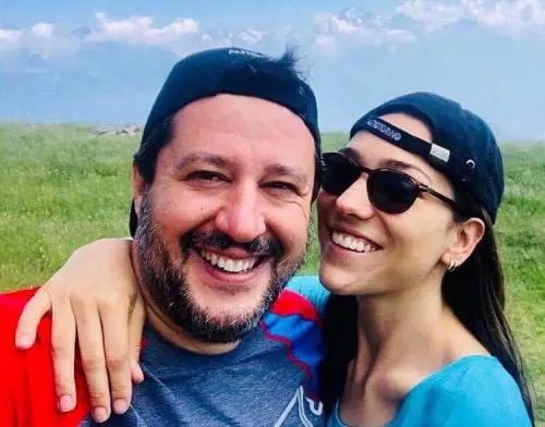 "Auguri ragazza", il messaggio di Salvini a Francesca