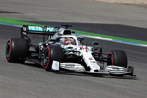 Formula Uno, Hamilton in pole ad Hockenheim. Disastro Ferrari