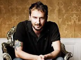 Cesare Cremonini parla della malattia del padre: "Dio fammi risentire la sua voce"