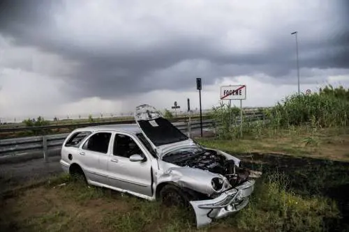 Tromba d’aria a Fiumicino: muore una donna
