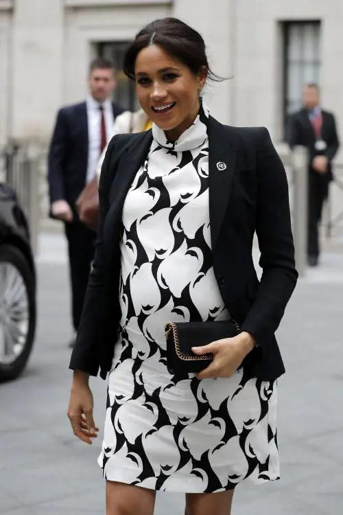 Meghan Markle guest editor per British Vogue: "Voglio vedere le rughe delle donne"