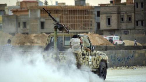 Libia, Haftar ha "tagliato" la via che rifornisce Tripoli e Misurata