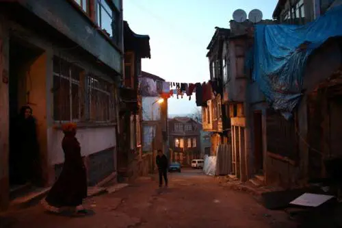 Istanbul, pugno duro del governo: "Via gli irregolari entro il 20 agosto"