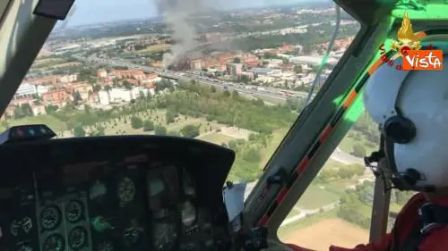 Inferno sulla A14: le foto dall'elicottero