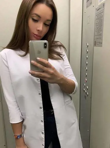 Le foto di Ekaterina Karaglanova, l'influencer russa morta a 24 anni 