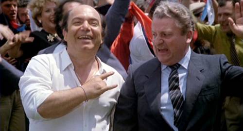Camillo Milli (a destra) con Lino Banfi ne "L'allenatore nel pallone"