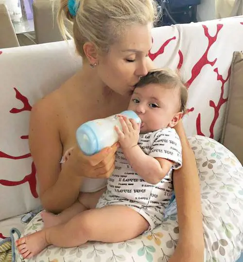 Paola Caruso pubblica il video di sua mamma (adottiva) con il figlio