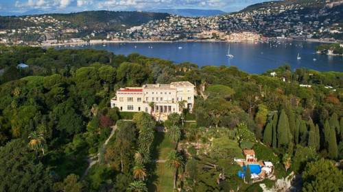 Svenduta la Villa Les Cèdres: per il gioiello solo 200 milioni