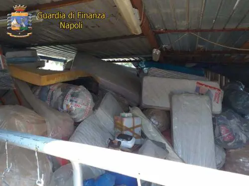 Scarti tessili e meccanici, scoperta discarica abusiva