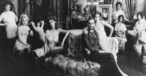 Le prostitute alla Merlin: "Cara senatrice, ti scrivo..."