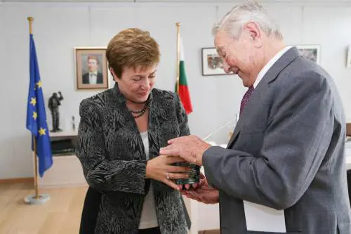 Fmi, l'Ue candida la bulgara Georgieva: anche lei un'amica di Soros
