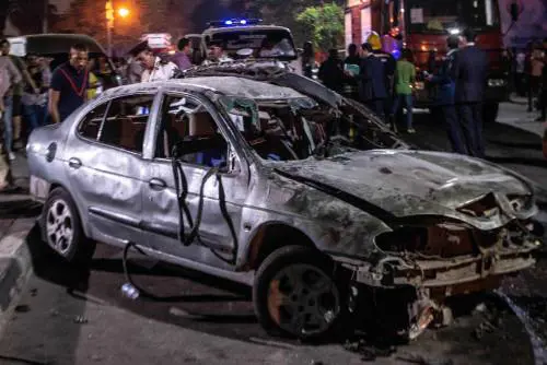 L'attentato contro l'istituto nazionale per il cancro a Il Cairo