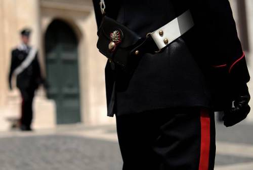 Piacenza, nigeriani si affrontano per della droga rubata: denunciati