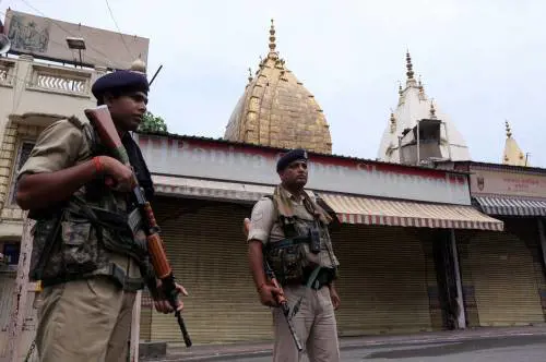 Il Pakistan espelle l'ambasciatore indiano a Islamabad