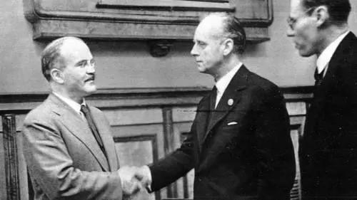 La storia è piena di fake news ma sono tutte da studiare