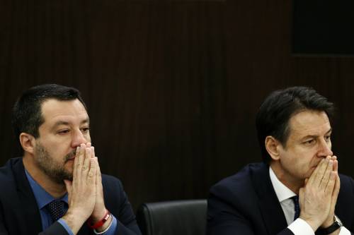 Gregoretti, Salvini asfalta Conte: "Sacrifica dignità per poltrona"