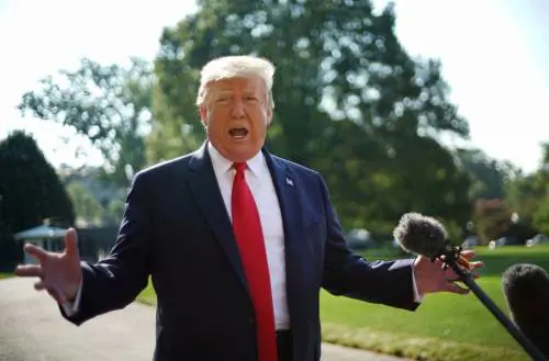 Trump accusa Macron: “Non si intrometta sull'Iran”