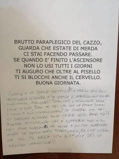 Offese al vicino disabile per i lavori all'ascensore: "Ci fai fare estate di m.."