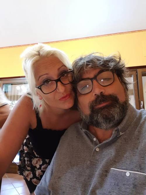 Scrive un post su Facebook e poi si suicida nel fiume: "Ciao mio dolce amore"