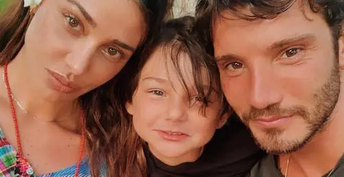 Belen e Stefano, il bagno insieme è "caldissimo": parole d'amore
