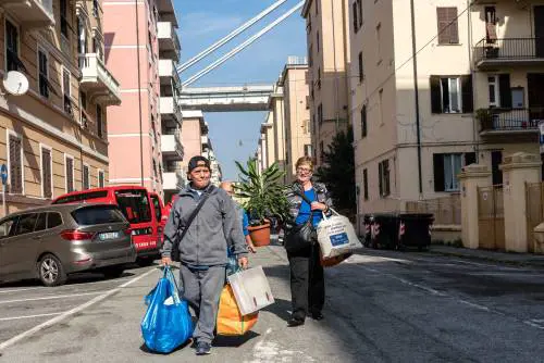 Genova, la città degli sfollati Banditi anche dalla Gronda