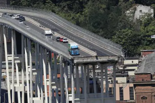 Il governo verso la revoca della concessione ad Autostrade