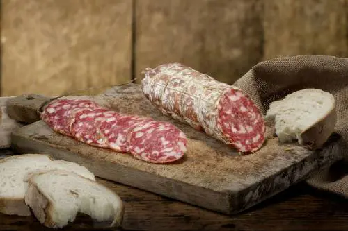 Listeria nel salame morbido: qual è il lotto a rischio