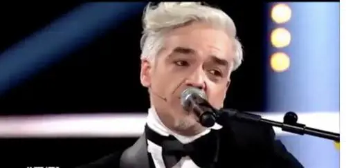 "È in arrivo una grande rivoluzione". Una raccolta firme e un nuovo progetto artistico per Morgan 