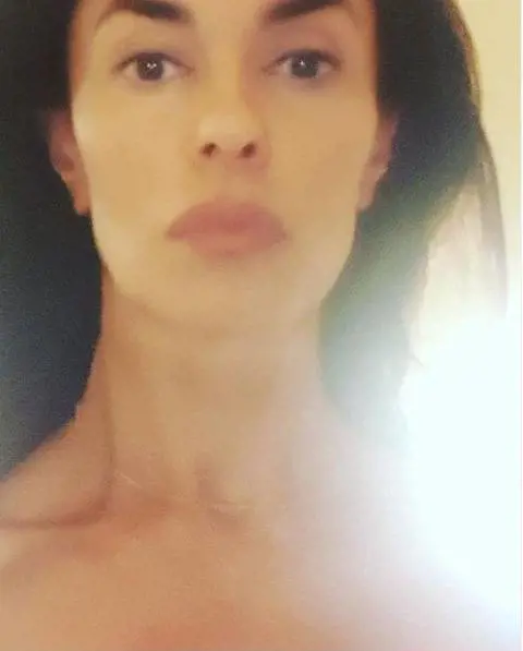 Maria Grazia Cucinotta senza trucco: i fan apprezzano