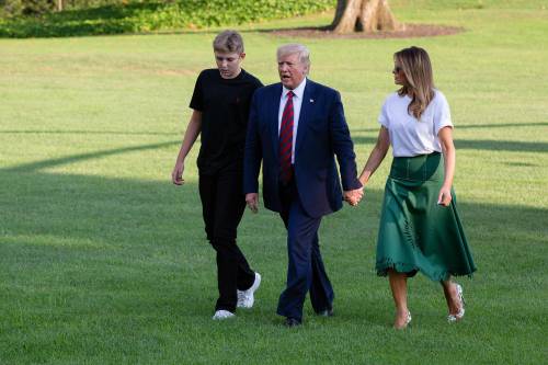 Donald Trump ritorna alla Casa Bianca dopo le vacanze