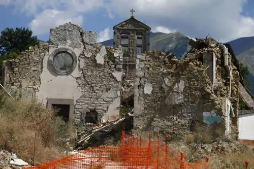 Dall'Imu al canone Rai: stangata fiscale sui terremotati