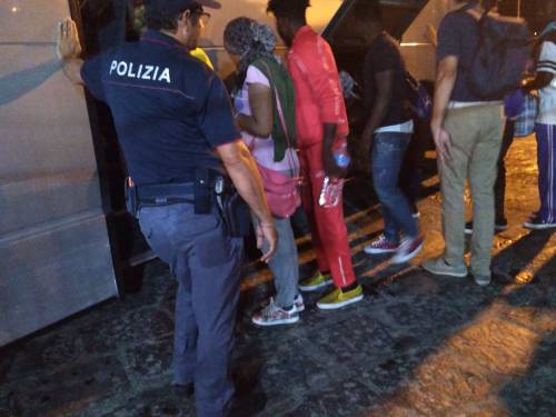 Arrivata a Porto Empedocle una parte dei migranti della Open Arms