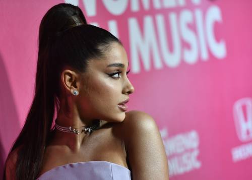 Ariana Grande sbanca gli EMA: è l'artista con il maggior numero di nominations