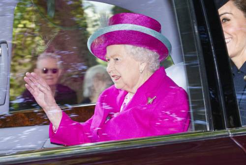 La Royal Family nella chiesa della Regina Vittoria: foto