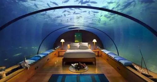 Nucleari o sott'acqua: è stata l'estate delle vacanze "uniche"