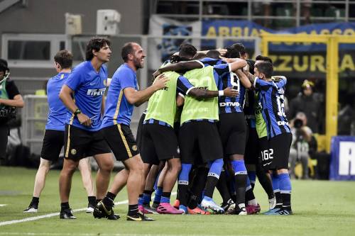 L'Inter serve il poker al Lecce: secco 4-0. Ottimo esordio per Sensi e Lukaku