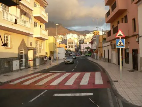 Turista inglese arrestata a Tenerife: aveva abbandonato il figlio di 3 mesi