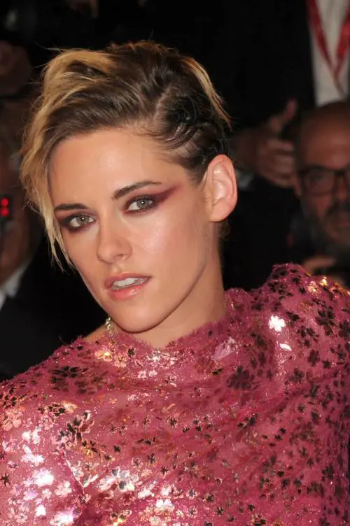 La Politica entra al cinema (con visi d'angelo)