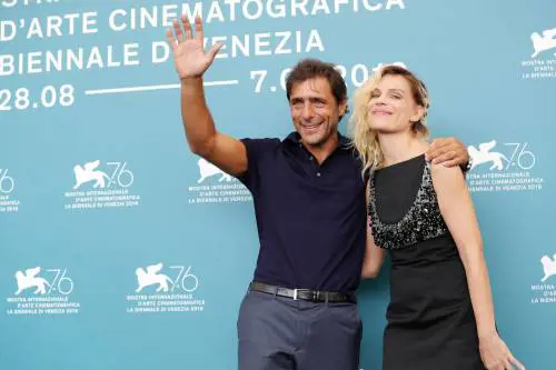  Micaela Ramazzotti infiamma il Festival di Venezia 