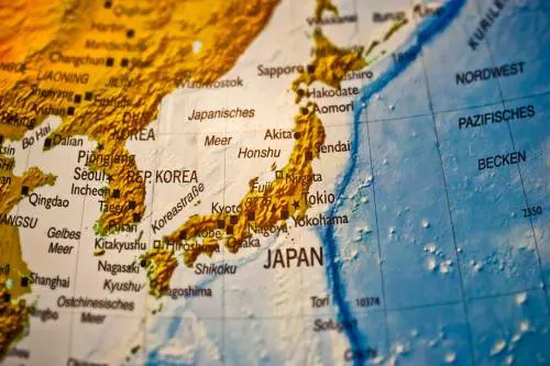 Giappone crea Polizia speciale per isole contese con la Cina