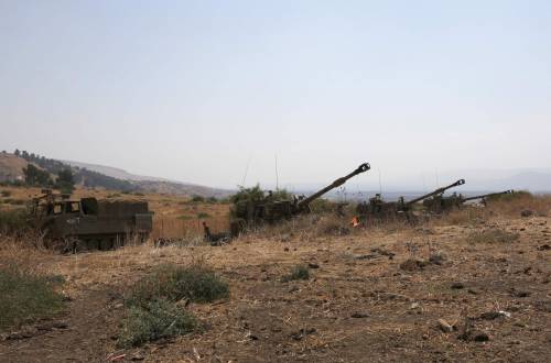 Israele punta il Libano: ecco il video con i missili di Hezbollah