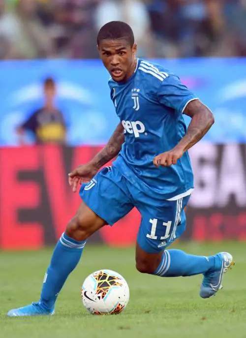 Douglas Costa, polemiche sul web per un video in cui provoca i tifosi del Napoli