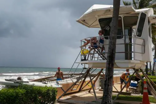 Florida, uragano Dorian fa piovere cocaina