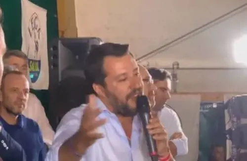 Salvini querela giornalista Rai "Gli farò rimangiare le parole su mia figlia"