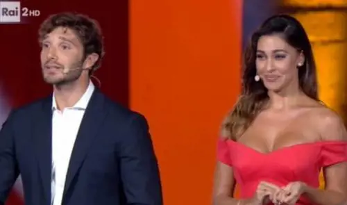 Stefano De Martino in tv senza Belen: "Non ha il potere dell'ubiquità"