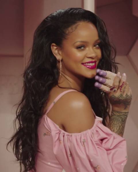 Rihanna in slow motion è super hot