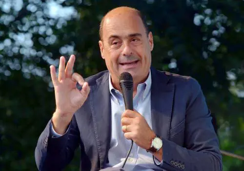 Il "piano Di Maio" sui rimpatri manda in tilt il Pd e Zingaretti